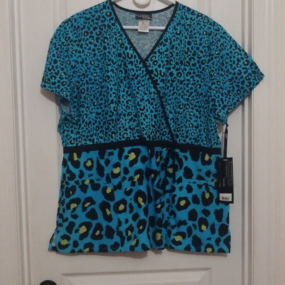 Leopard plus size scrub top